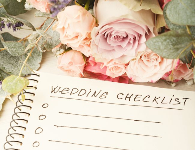Wedding Planning: 10 Checklist Items for the Clueless Bride-to-be