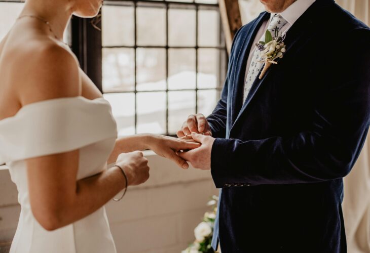 Wedding Vows: Inspiration and 6 Tips for a Memorable Ceremony