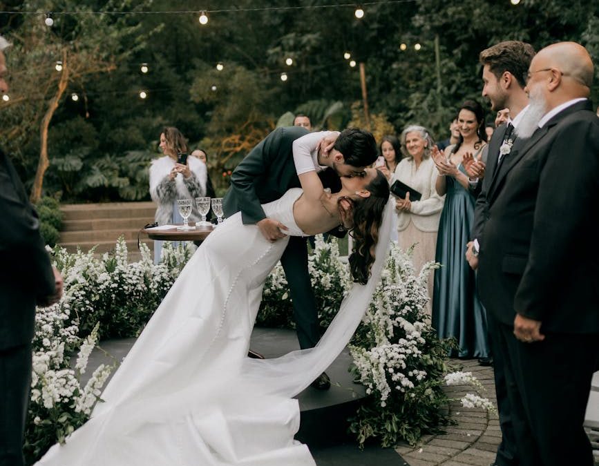 who pays for what in a wedding